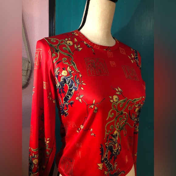 Red Long Sleeve Dragon Top Size S/M - Picture 6 of 15